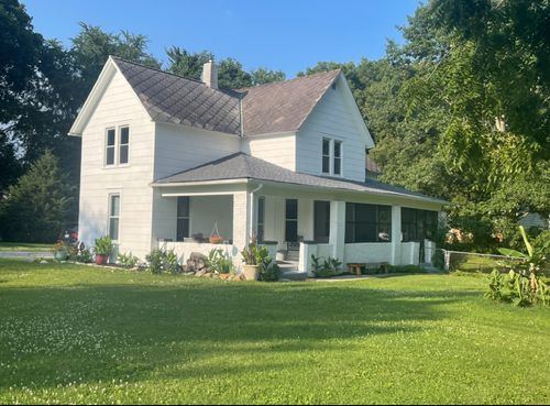 202 Witt Park Rd, Sidney, IL, 61877-9612 | Card Image