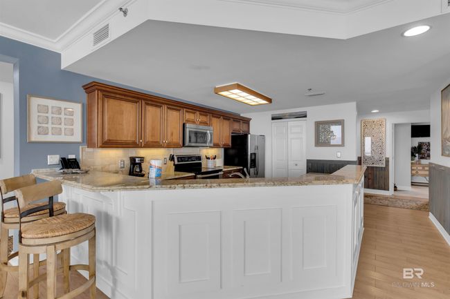 Kitchen | Image 7