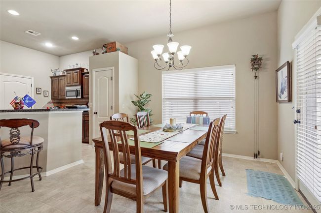 15715 S Broadway St, House other with 3 bedrooms, 2 bathrooms and null parking in Glenpool OK | Image 17