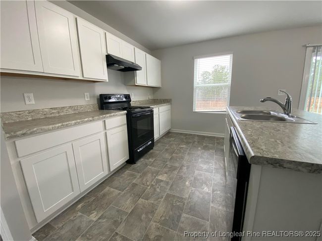 4671 Revelstroke Rd, House other with 5 bedrooms, 3 bathrooms and null parking in Hope Mills NC | Image 5