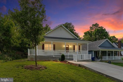 950 Virginia Ave, FRONT ROYAL, VA, 22630-3535 | Card Image