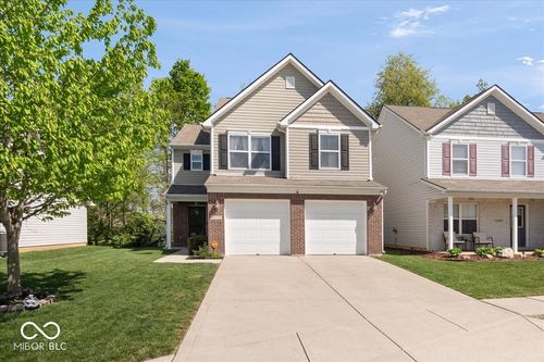 10272 New Dawn Pl, Avon, IN, 46123-6655 | Card Image