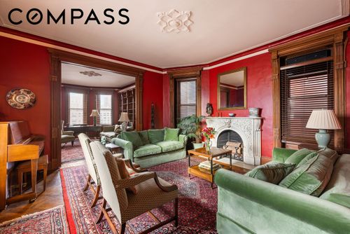 8c-34 Gramercy Park E, New York, NY, 10003-1731 | Card Image