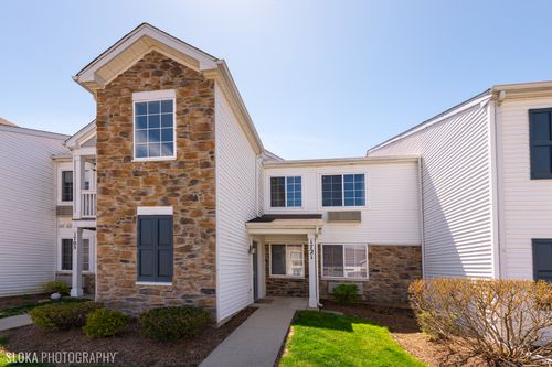 1721-1721 Silverstone Dr, Carpentersville, IL, 60110-1193 | Card Image