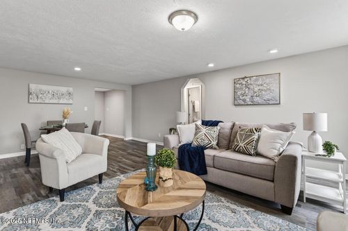 275 Claremore Ave, Jacksonville, FL, 32220-1816 | Card Image