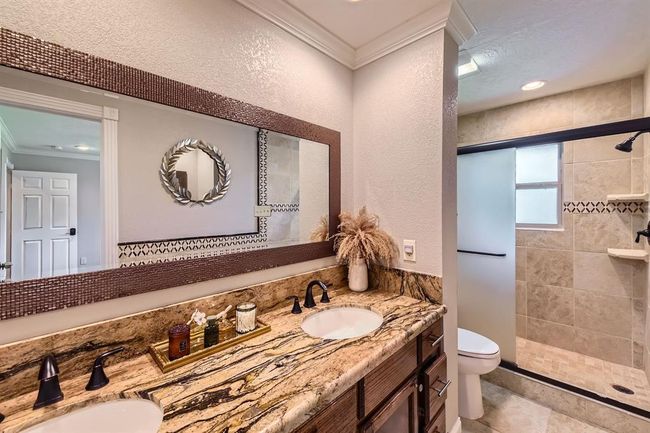 Primary bathroom main house | Image 19