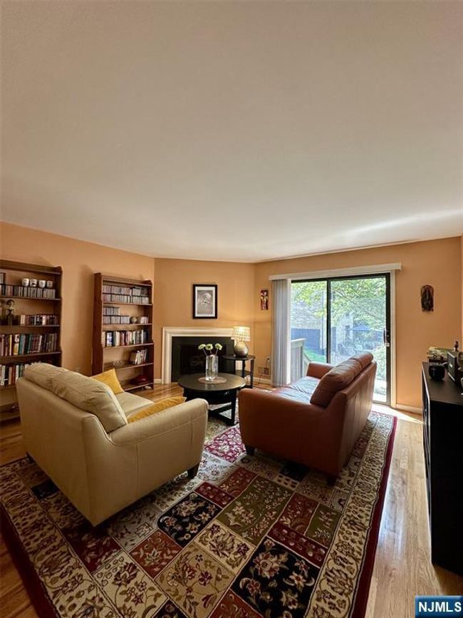 181 Long Hill Rd, House attached with 2 bedrooms, 3 bathrooms and null parking in Little Falls NJ | Image 14