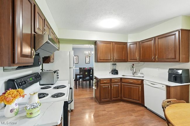 6607 Forest Glen Ave, House other with 4 bedrooms, 2 bathrooms and null parking in Solon OH | Image 10