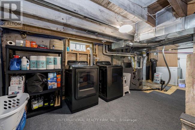 8061 Main St, House other with 3 bedrooms, 2 bathrooms and 3 parking in Everett ON | Image 22