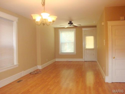 4926 Wise Ave, Saint Louis, MO, 63110-1419 | Card Image