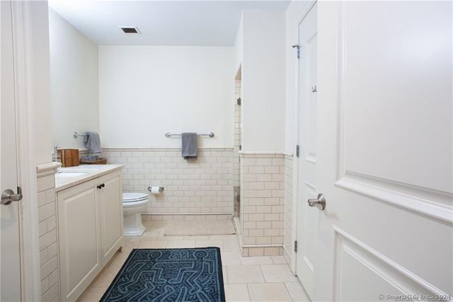 APT-215 - 85 Memorial Rd, Condo with 1 bedrooms, 1 bathrooms and null parking in West Hartford CT | Image 12