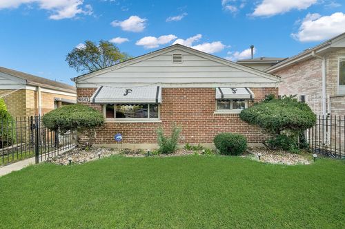 4541 S Laporte Ave, Chicago, IL, 60638-1949 | Card Image