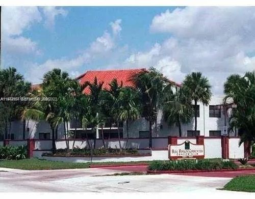 204-9421 Fontainebleau Blvd, Miami, FL, 33172-7507 | Card Image