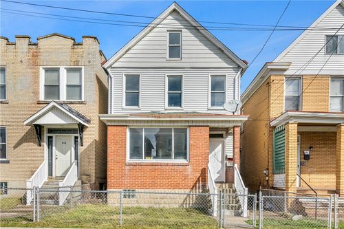 814 Woodward Ave, McKees Rocks, PA, 15136 | Card Image