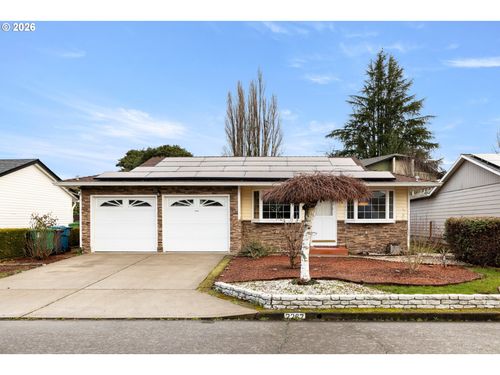 2267 Oregon Ct, Woodburn, OR, 97071 | Card Image