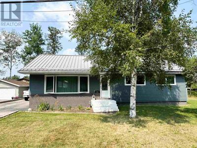 242 Hammell Rd, Home with 4 bedrooms, 2 bathrooms and null parking in Red Lake ON | Image 1