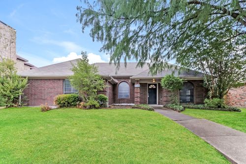 1008 Micarta Dr, Mesquite, TX, 75181-1264 | Card Image