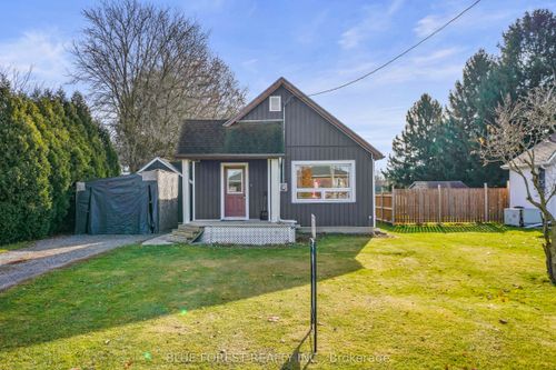 22557 Queens Line, Rodney, ON, N0L2C0 | Card Image