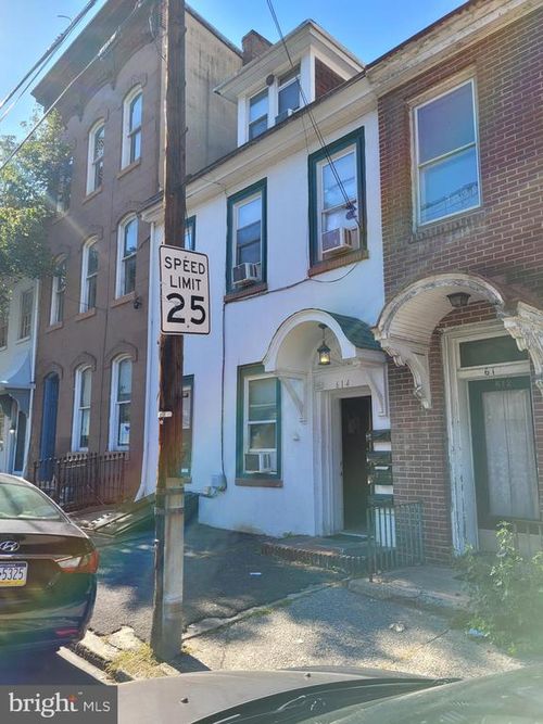614 Mahantongo St, POTTSVILLE, PA, 17901-4420 | Card Image