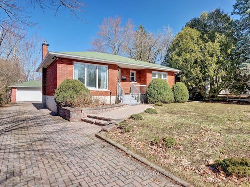 1233 Cheverton Ave, Ottawa, ON, K1H7P5 | Card Image