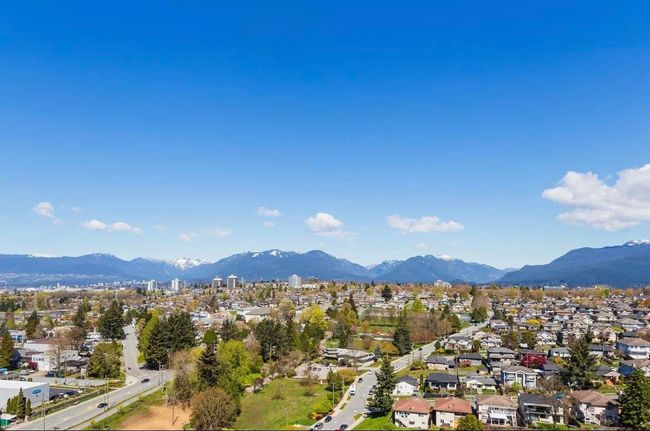 2301 - 4189 Halifax Street, Condo with 2 bedrooms, 2 bathrooms and 1 parking in Burnaby BC | Image 4