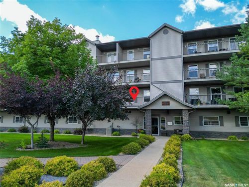 201-1901 1 1/2 Ave W, Prince Albert, SK, S6V5A8 | Card Image