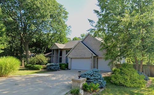 2710 8th Street Ct, Moline, IL, 61265-5175 | Card Image