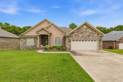 1302 Lost Creek Dr, Jacksonville, AR, 72076-8922 | Card Image