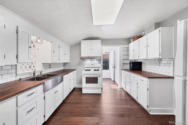 kitchen | Image 12