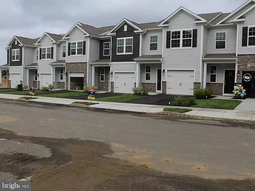 5 Katherine Dr, BURLINGTON, NJ, 08016-4444 | Card Image