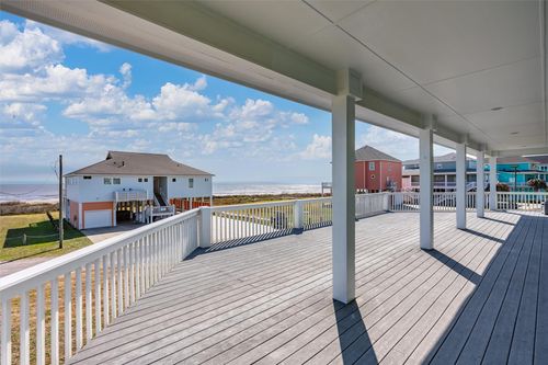 3125 James, Crystal Beach, TX, 77650 | Card Image
