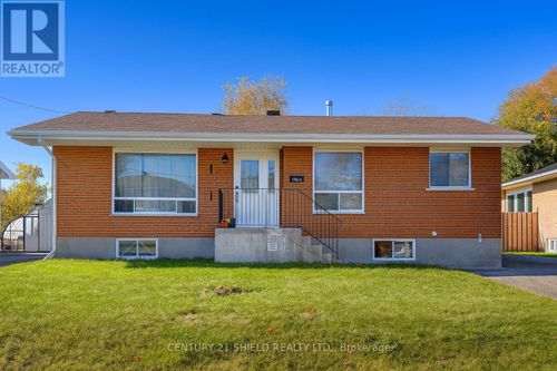 1336 Alfred St, Cornwall, ON, K6J4Z8 | Card Image