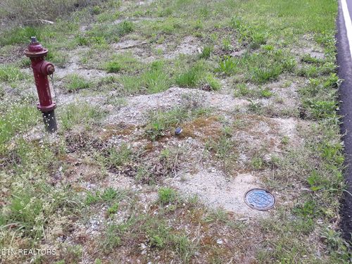 5054 Mount Helen Rd, Allardt, TN, 38504-5046 | Card Image