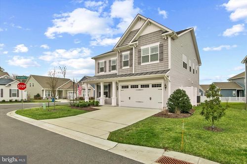 18 Middlesex Dr, OCEAN VIEW, DE, 19970-3684 | Card Image