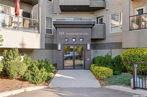 323-121 Willowgrove Cres, Saskatoon, SK, S7W0R1 | Card Image