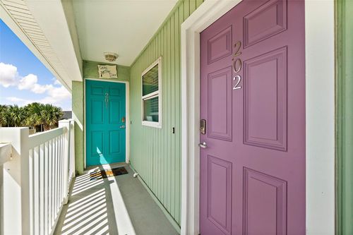 202-300 S Central Ave, Flagler Beach, FL, 32136-6609 | Card Image