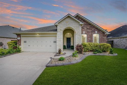 4505 Brazos Bend Drive, Pearland, TX, 77584 | Card Image