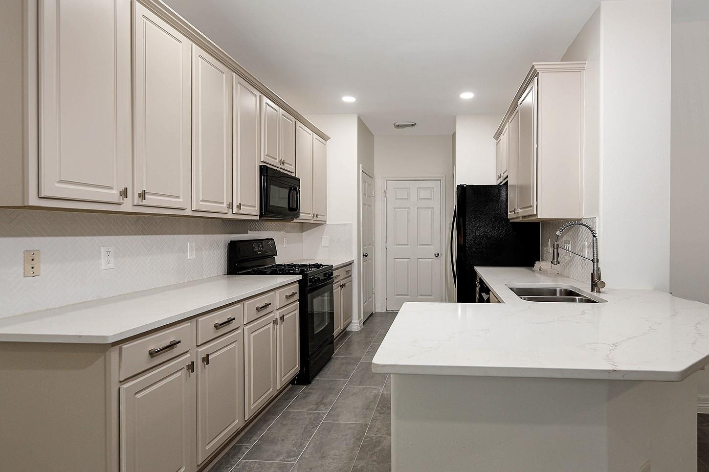 Residential Lease in The Woodlands 5