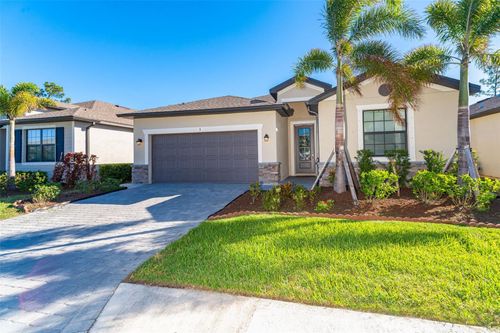 19584 Fishhawk Trl, VENICE, FL, 34293-4716 | Card Image
