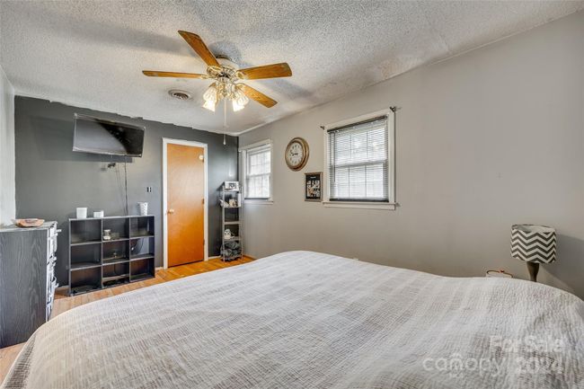 Bedroom Upstairs | Image 11