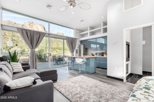 5561 N Gold Dr, Apache Junction, AZ, 85120-9136 | Card Image