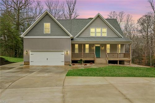 109 N Cove Rd, Williamsburg, VA, 23188-9324 | Card Image