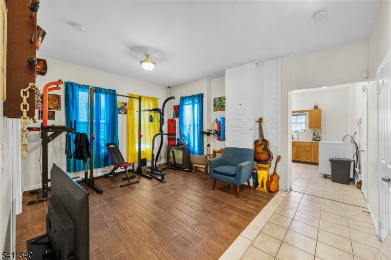 Residential Income in Newark City 4