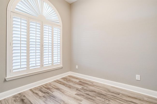 8113 Springmoss Dr, House other with 3 bedrooms, 2 bathrooms and null parking in Plano TX | Image 5