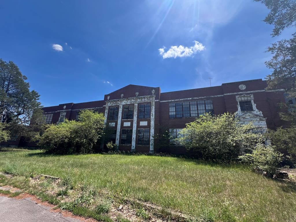 3217 Renan Rd, Gretna, VA 24557