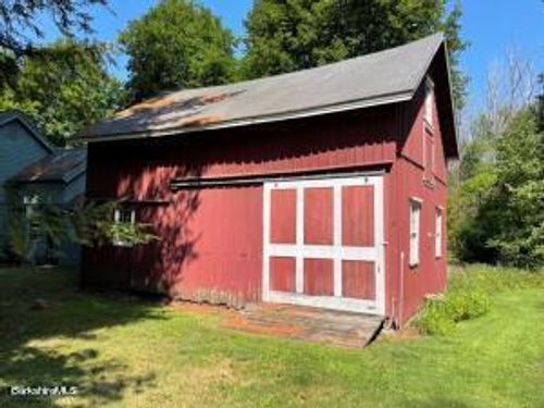 carriage-house-41 Main St, Stockbridge, MA, 01262-7789 | Card Image