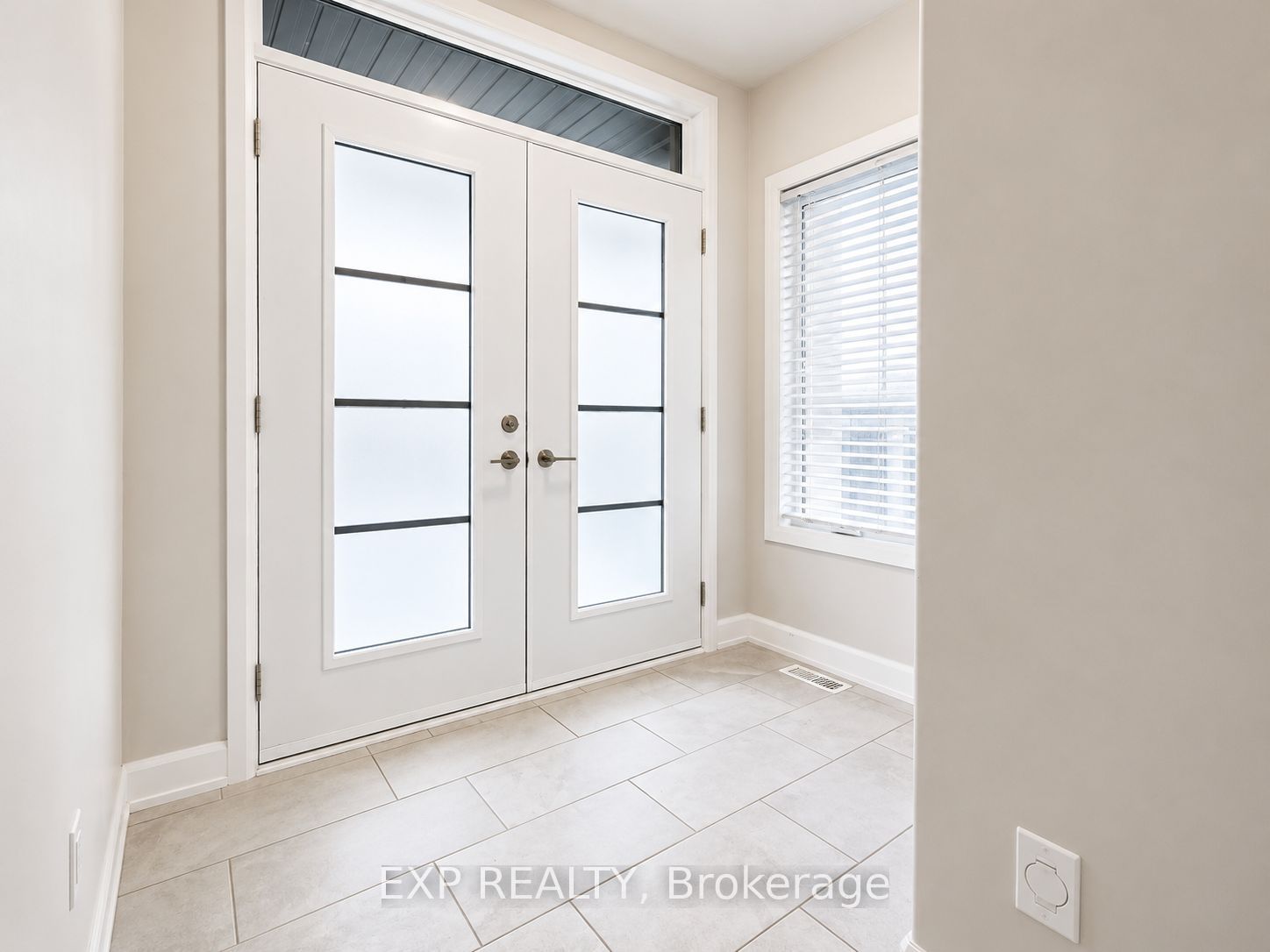 Residential Lease in Russell 2