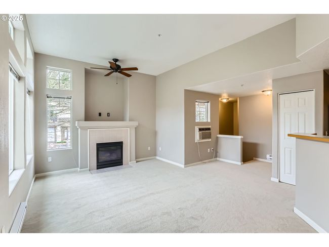 204 - 14700 Sw Sandhill Loop, Condo with 2 bedrooms, 2 bathrooms and 1 parking in Beaverton OR | Image 7