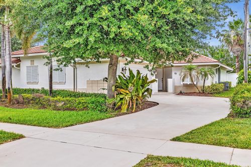 52 Lariat Cir, Boca Raton, FL, 33487-1577 | Card Image