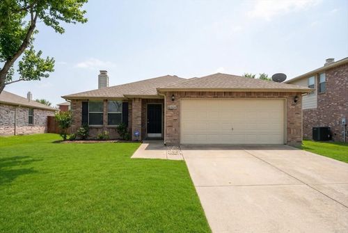 1604 Wynfield Dr, Little Elm, TX, 75068-6447 | Card Image